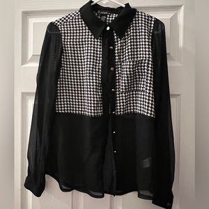 Signature Studio long sleeve top